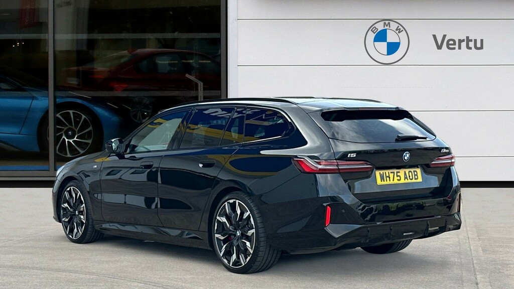 BMW i5 M60 WH75AOB Black #2