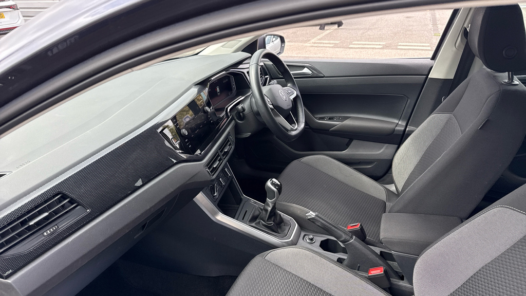 Volkswagen Polo Life FV22UAM Grey #2