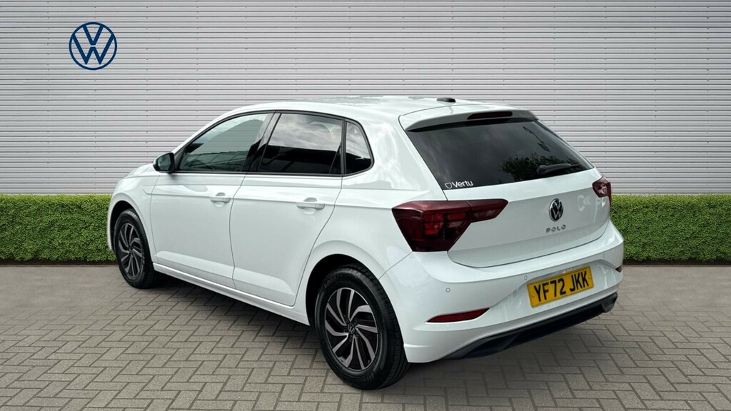 Volkswagen Polo Life White #3
