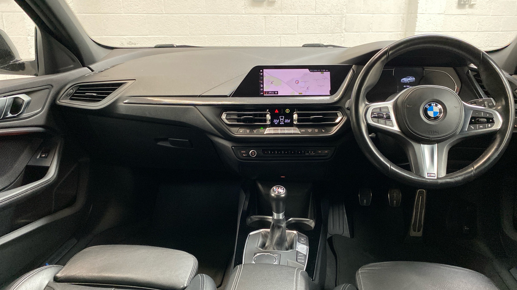 BMW 1 Series M Sport White #4