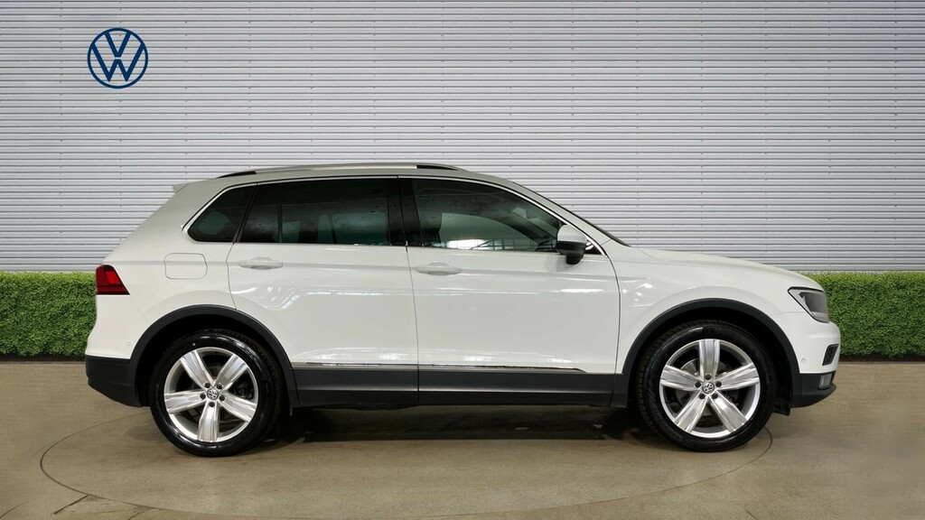 Volkswagen Tiguan Match AO20FDL White #4