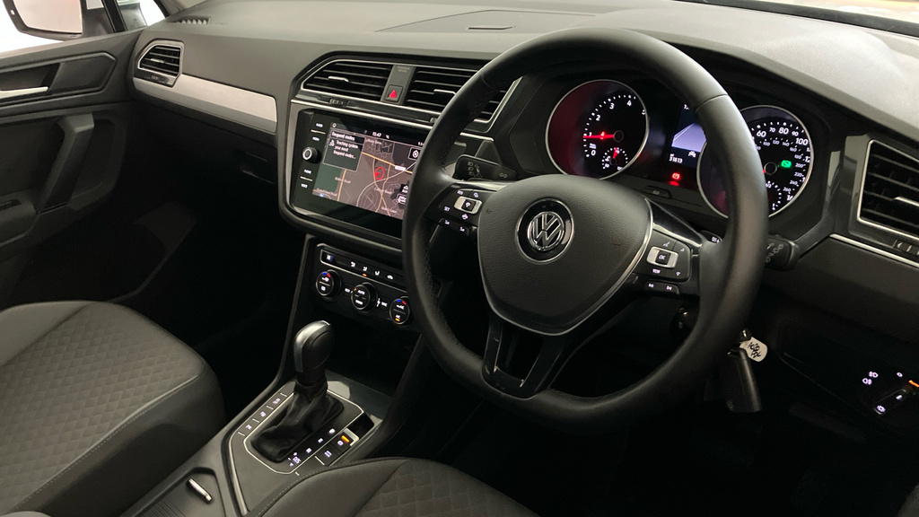 Volkswagen Tiguan Match AO20FDL White #6