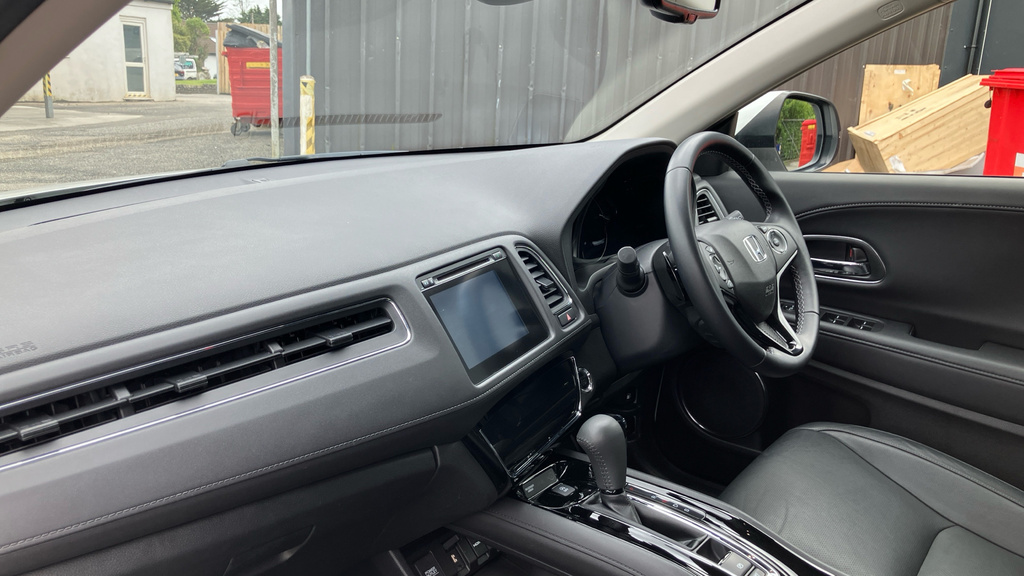 Honda Hr-V Ex HF70PXV White #2