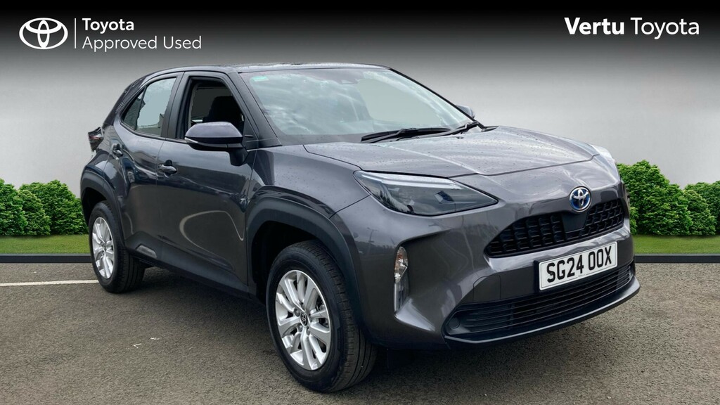 Toyota Yaris Cross Icon Grey