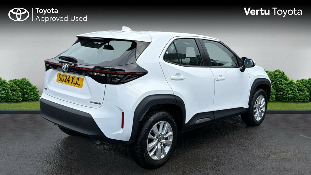 Toyota Yaris Cross Icon SG24XJL White #2