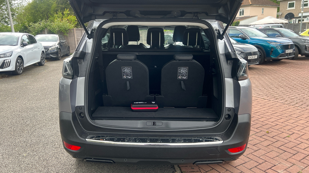 Peugeot 5008 Allure Premium CK22TSV Grey #4
