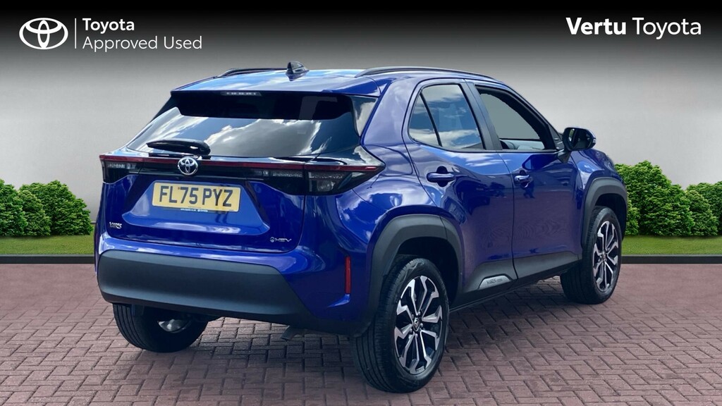 Toyota Yaris Cross Design FL75PYZ Blue #2