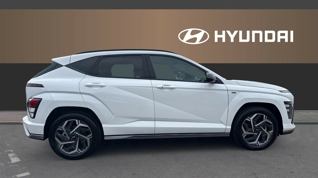 Hyundai Kona N Line EF25GZB White #5