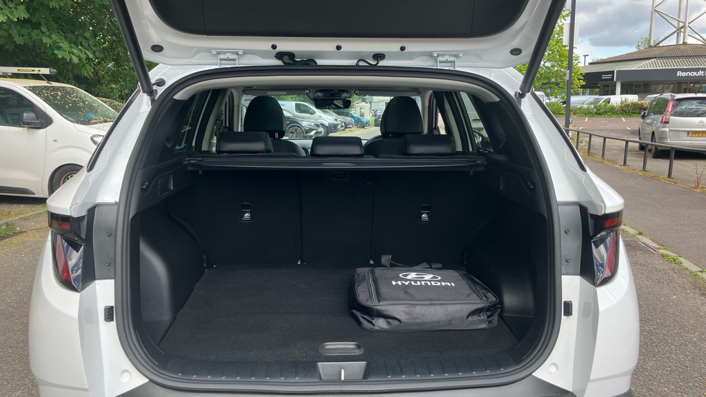 Hyundai Tucson Ultimate WT23EKZ White #4