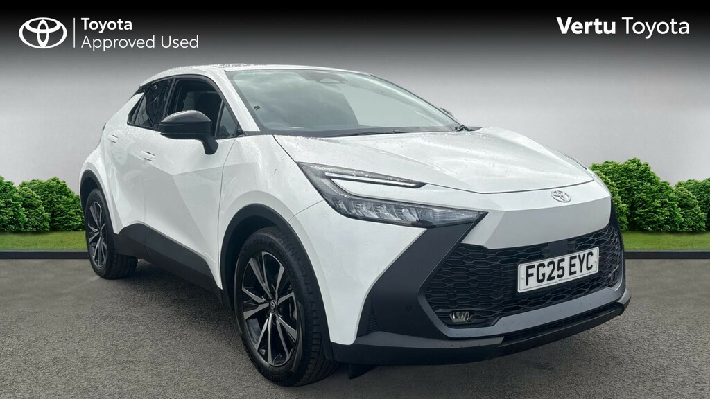Toyota C-Hr Design White