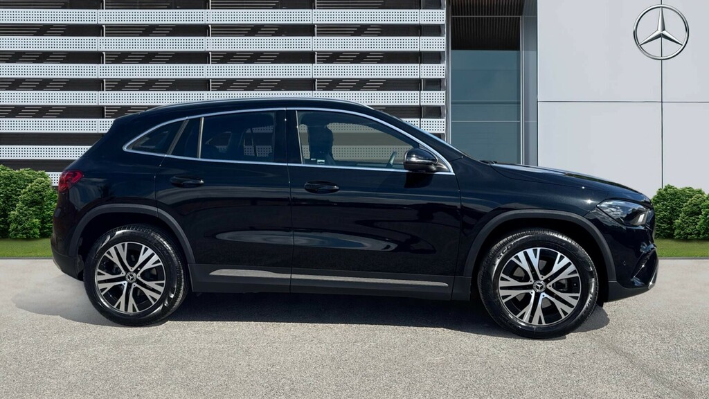 Mercedes-Benz GLA Class Sport WA24SRO Black #5