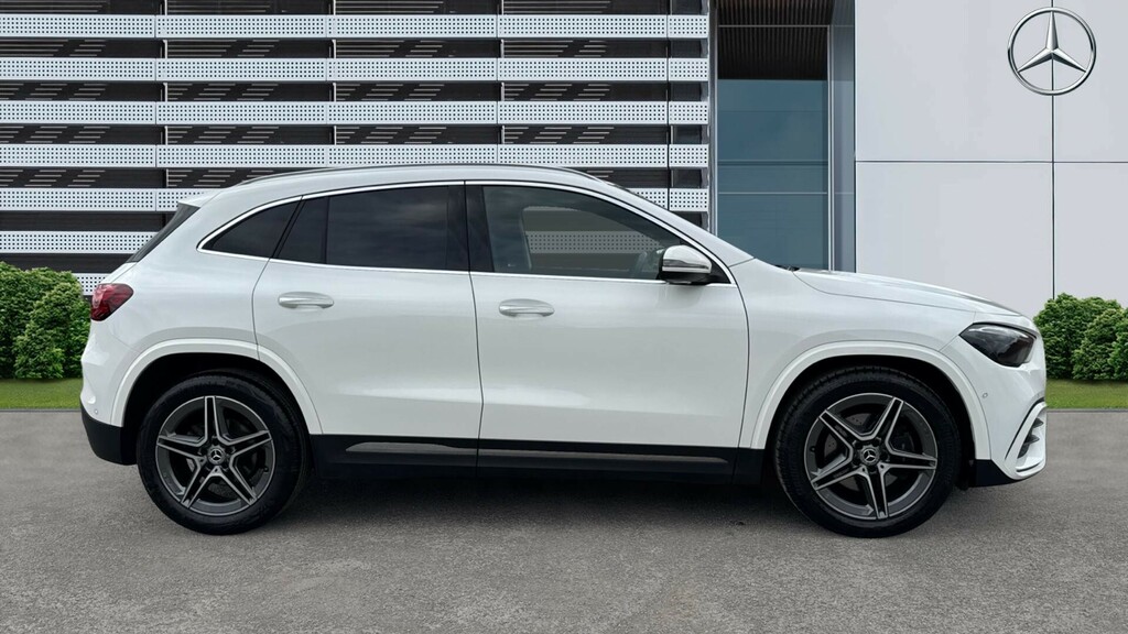Mercedes-Benz GLA Class Amg Line NU74HHZ White #5
