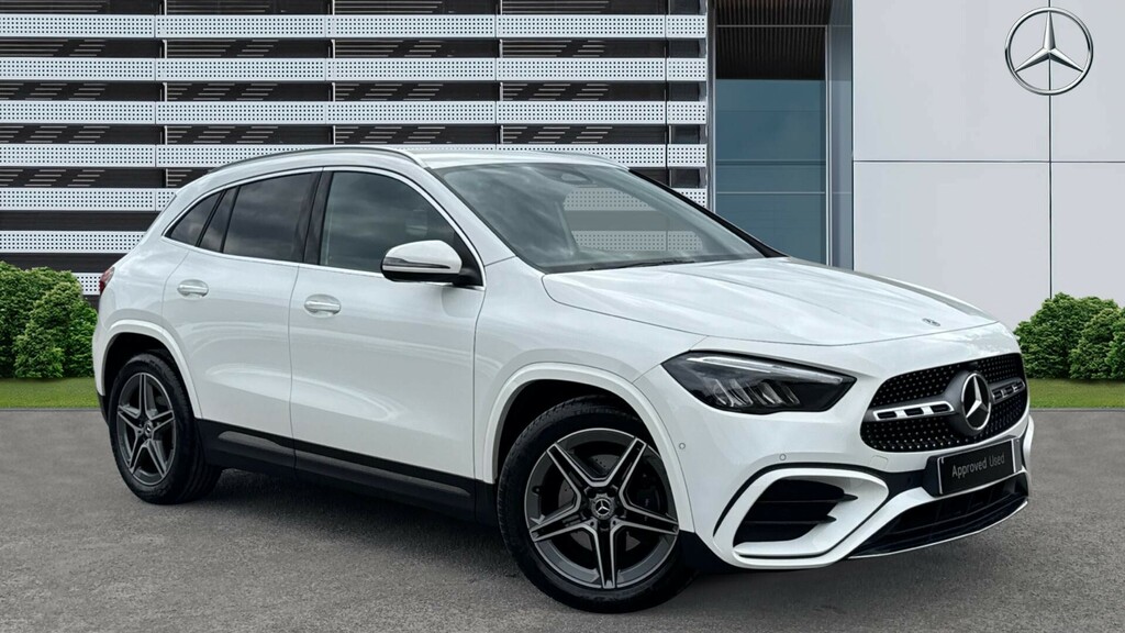 Mercedes-Benz GLA Class Amg Line White