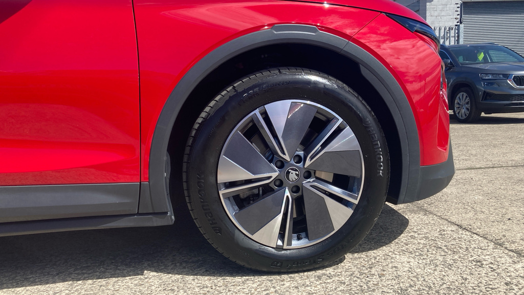 Skoda Elroq Edition Red #5