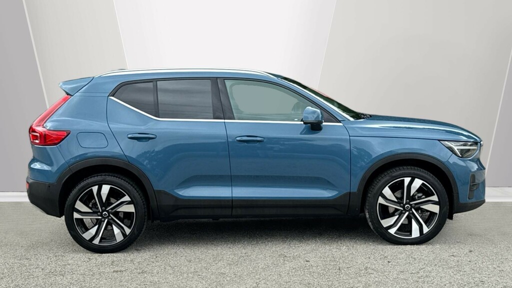 Volvo XC40 Ultra Blue #3