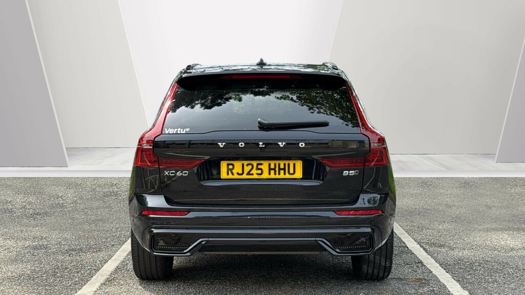 Volvo XC60 Plus RJ25HHU Black #5