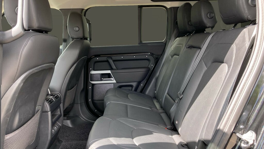 Land Rover Defender 110 Xs Edition YH24VUZ Black #4