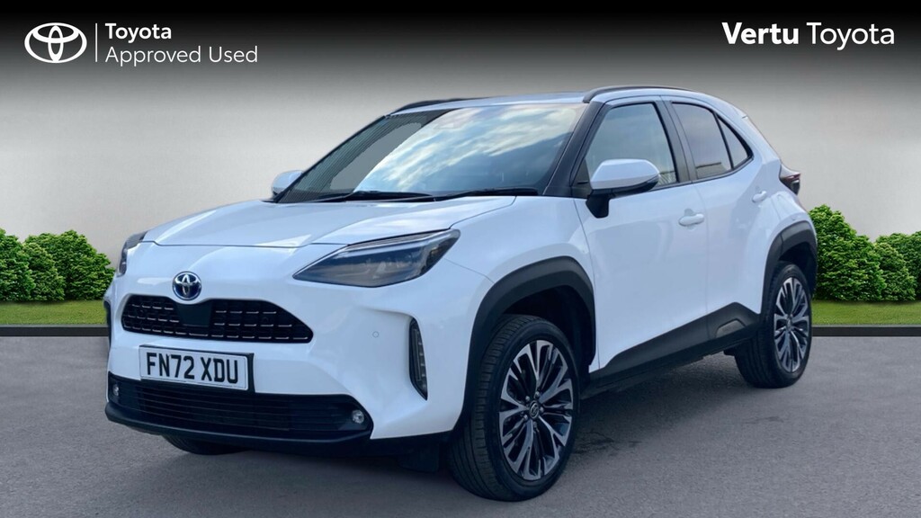 Toyota Yaris Cross Excel FN72XDU White #3