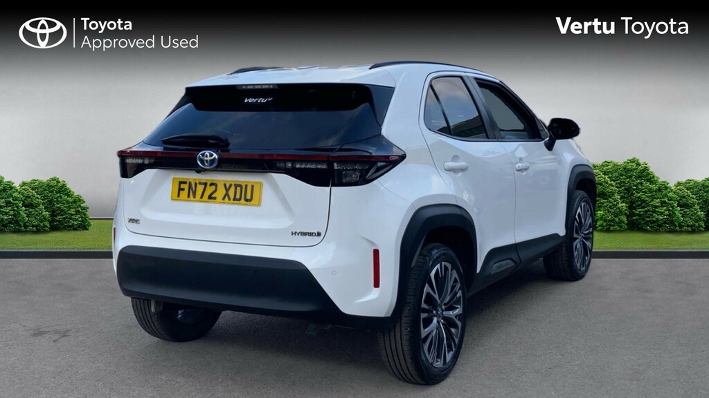 Toyota Yaris Cross Excel FN72XDU White #2