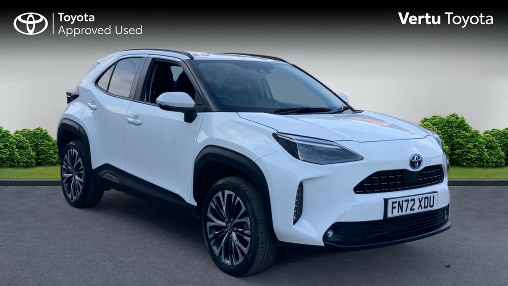 Toyota Yaris Cross Excel White