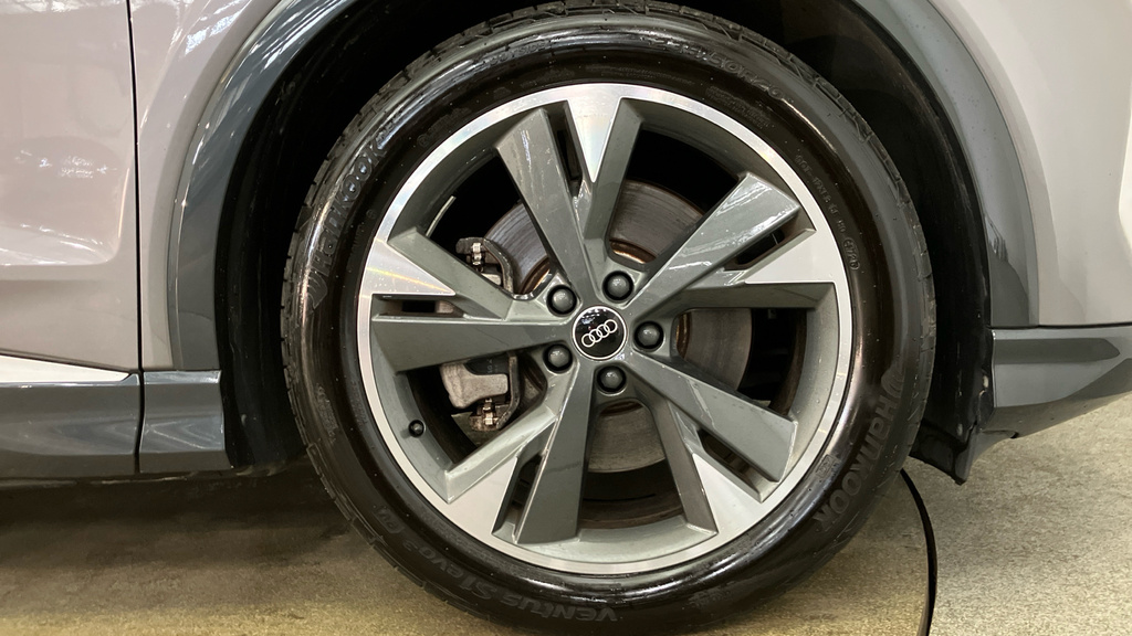 Audi Q4 E Tron S Line RE72YGM Grey #5