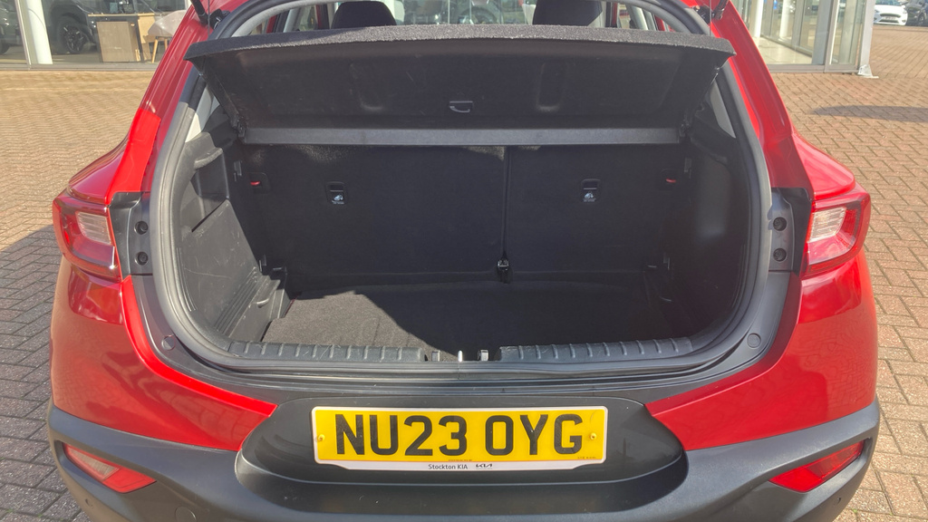Kia Stonic 2 Red #4