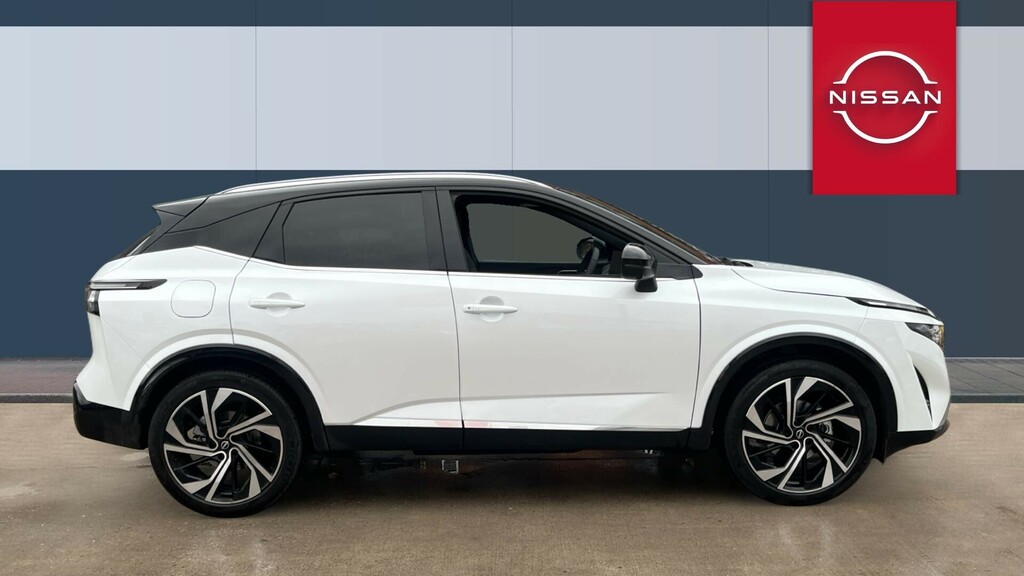 Nissan Qashqai Tekna DC75XRO Black #5