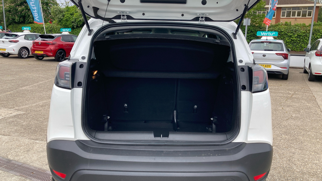 Vauxhall Crossland Se White #4