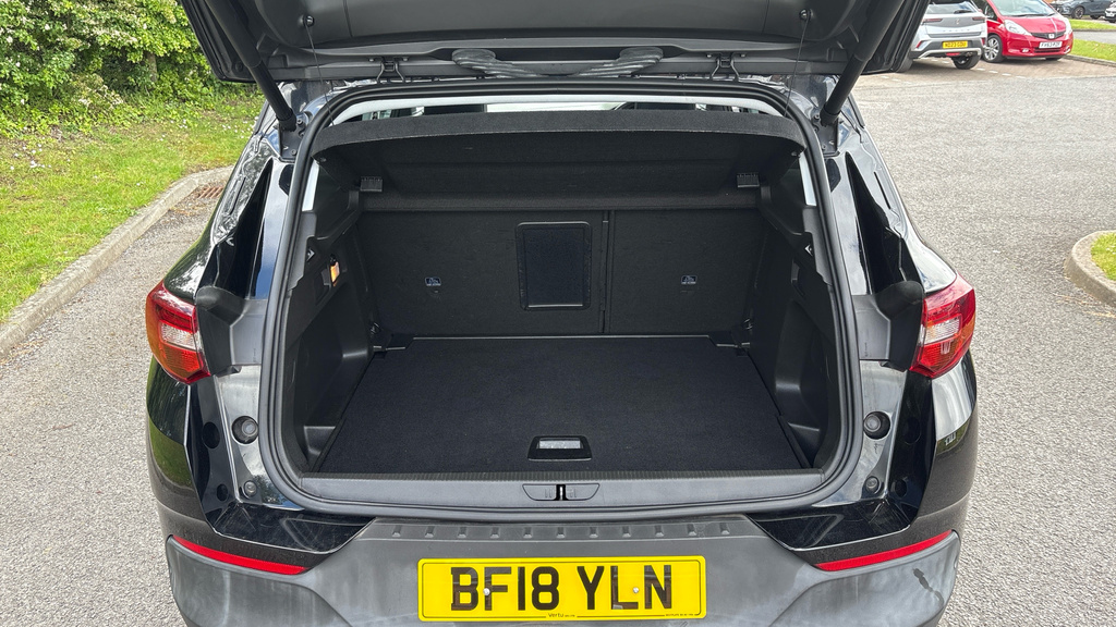 Vauxhall Grandland X Elite Nav Black #4