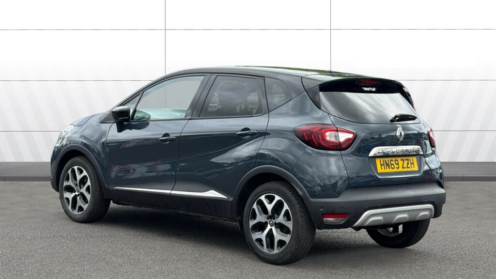 Renault Captur Gt Line HN69ZZH Black #2
