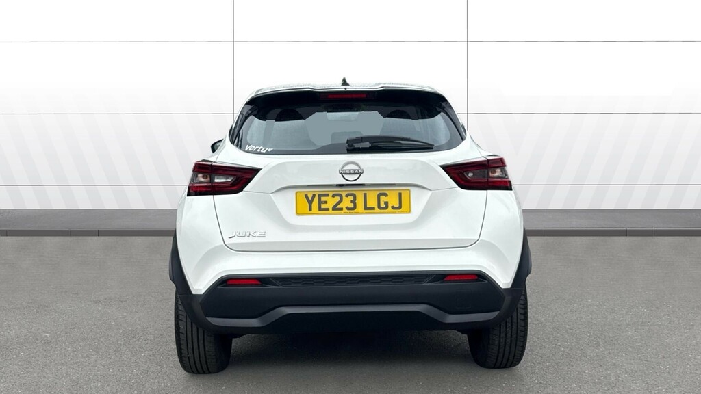 Nissan Juke Acenta White #6