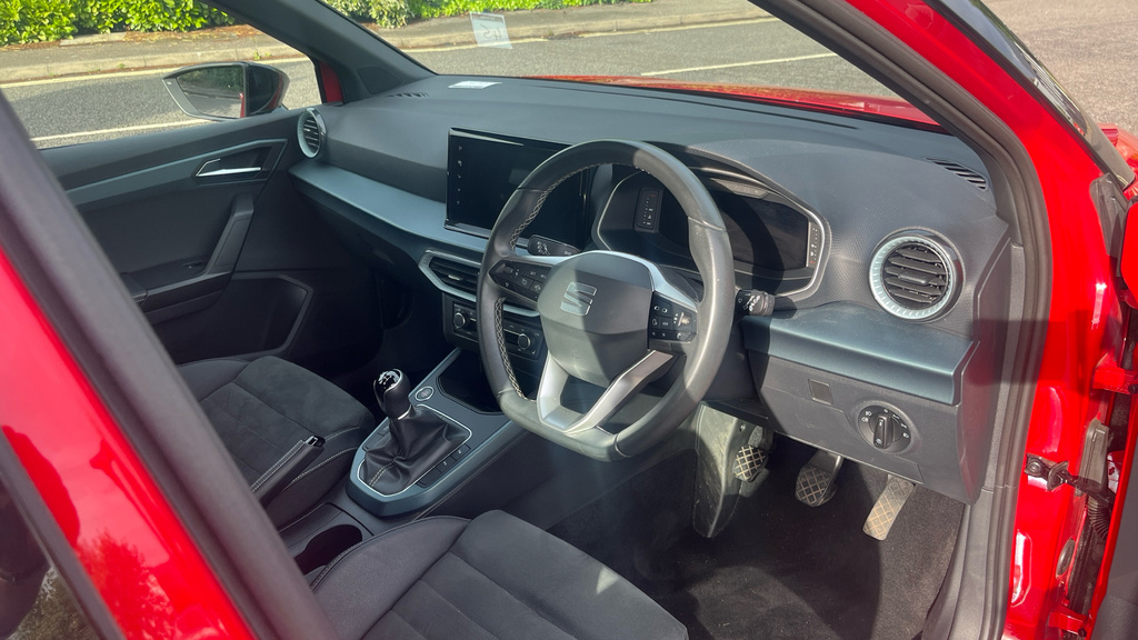 Seat Arona Xperience Lux FH22NHD Red #6