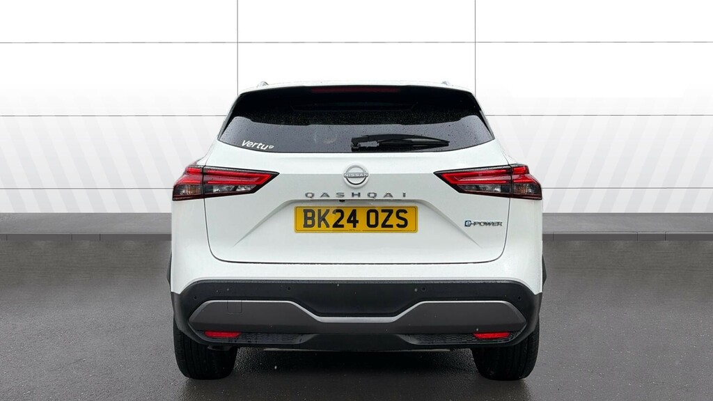 Nissan Qashqai N-connecta BK24OZS White #6