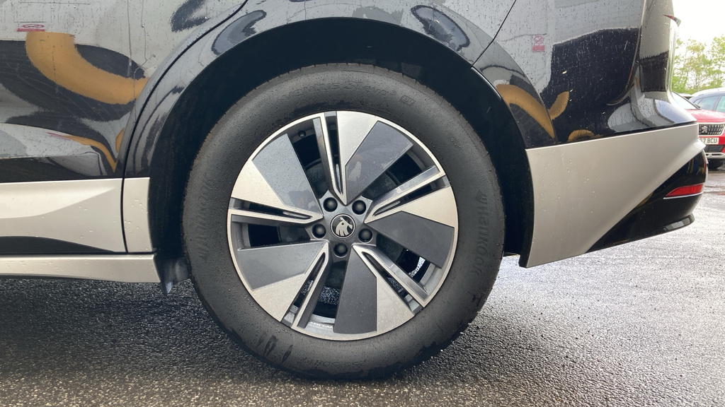 Skoda ENYAQ Edition Black #5