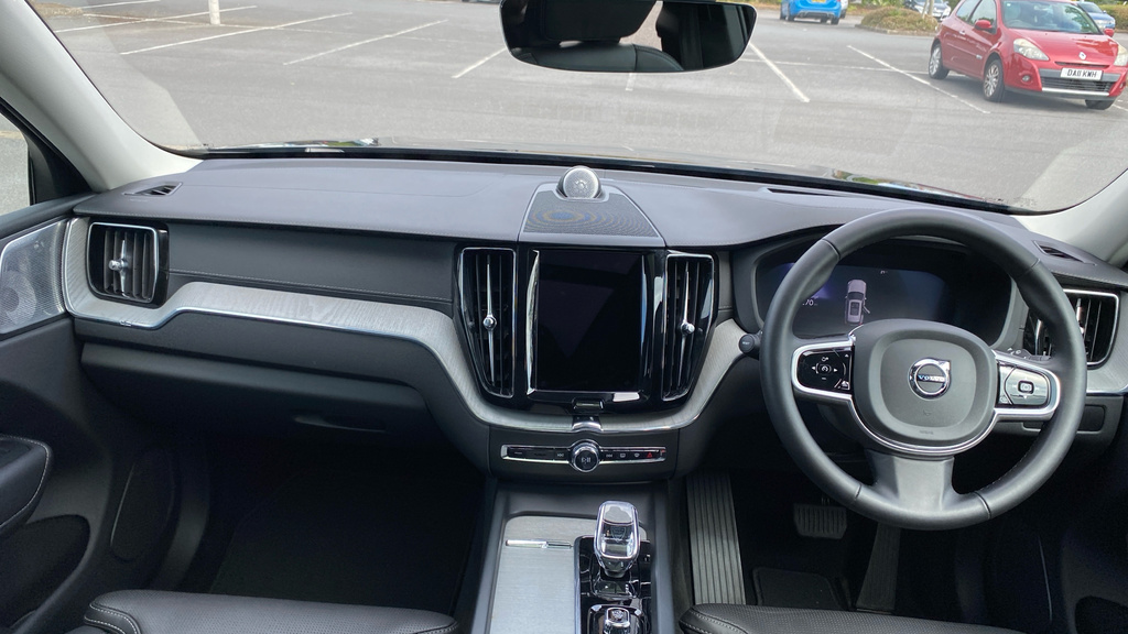 Volvo XC60 Ultra RV25XWC Black #5