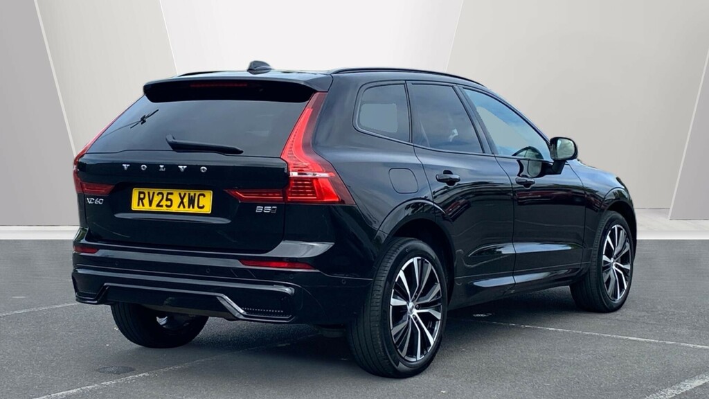 Volvo XC60 Ultra RV25XWC Black #2