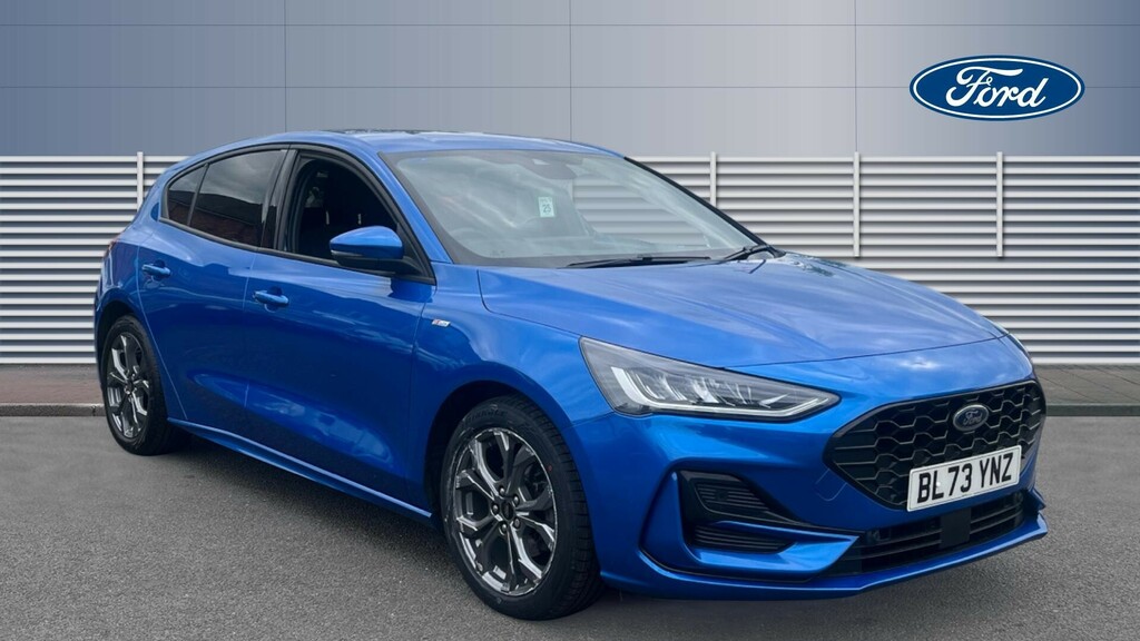 Ford Focus St-line Blue