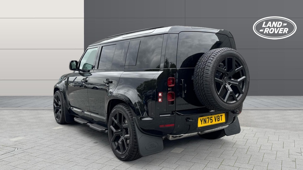 Land Rover Defender 110 X-dynamic Hse YN75VBT Black #2