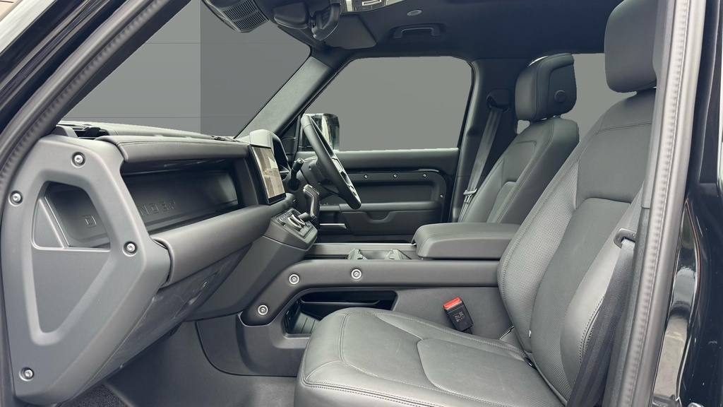 Land Rover Defender 110 X-dynamic Hse YN75VBT Black #3