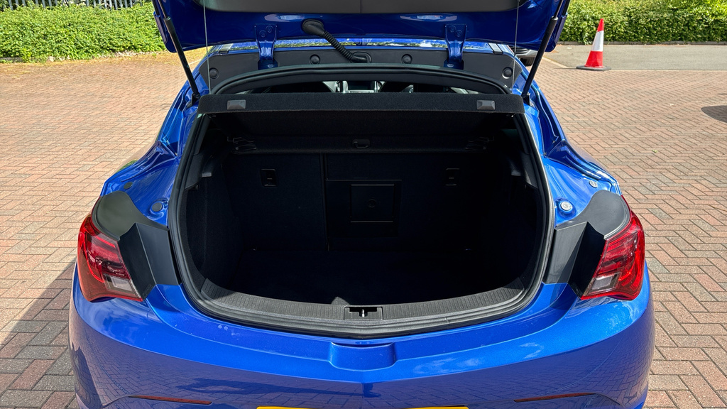Vauxhall Astra GTC Vxr Blue #4