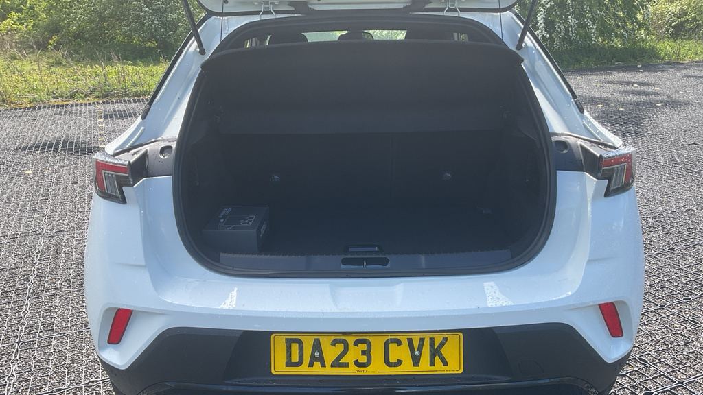 Vauxhall Mokka Ultimate DA23CVK White #4