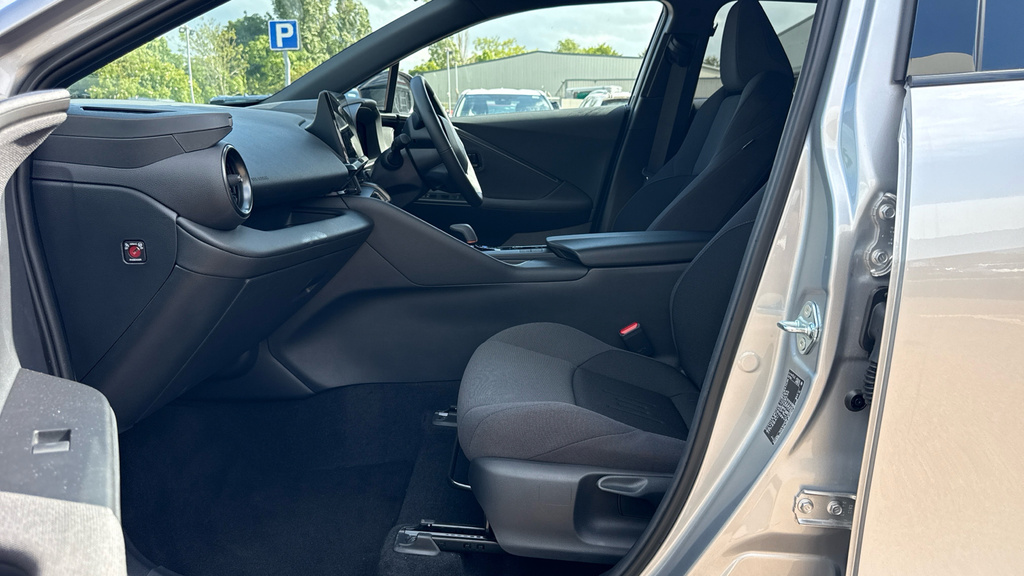 Toyota C-Hr Design Silver #5