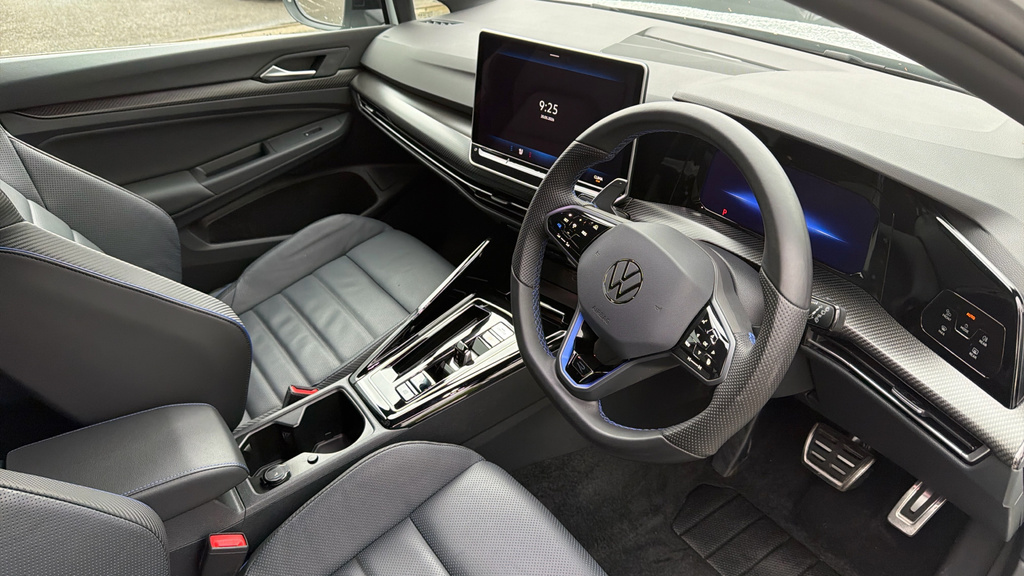 Volkswagen Golf R Black Edition YL25BTZ White #5
