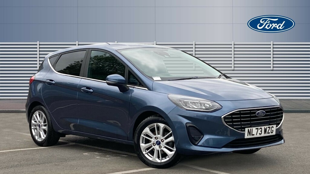 Ford Fiesta Titanium Blue