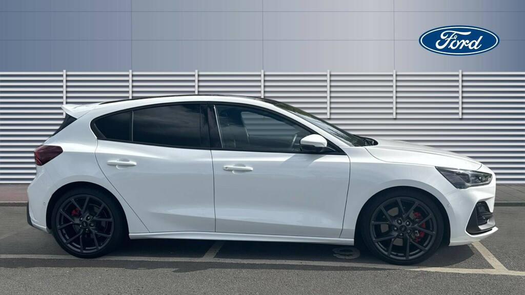 Ford Focus St White #5