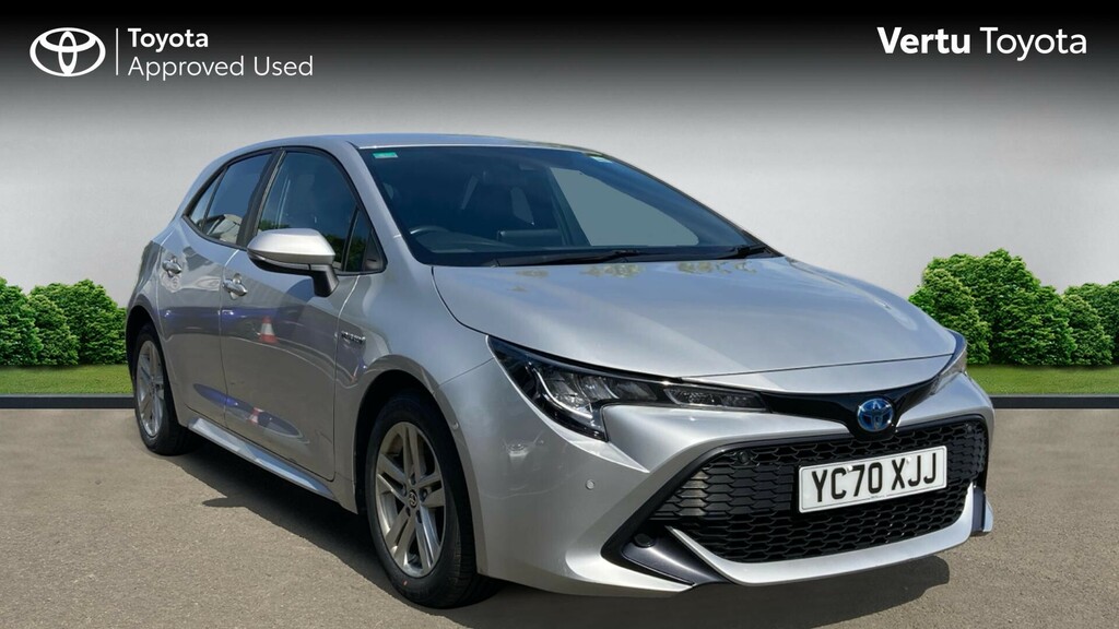 Toyota Corolla Icon Tech Silver
