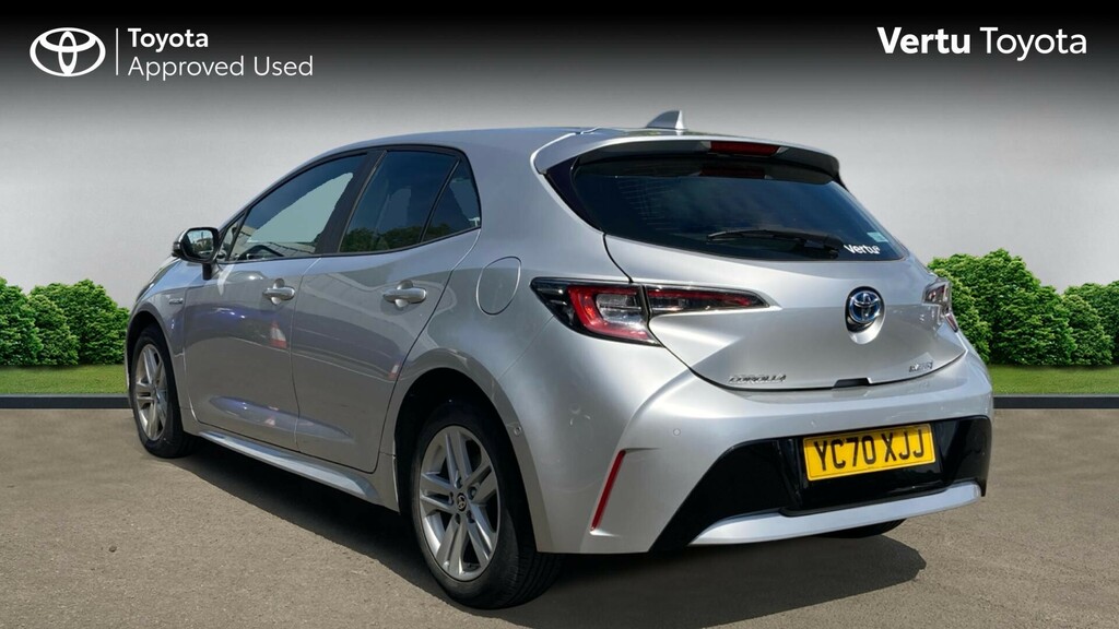 Toyota Corolla Icon Tech YC70XJJ Silver #4