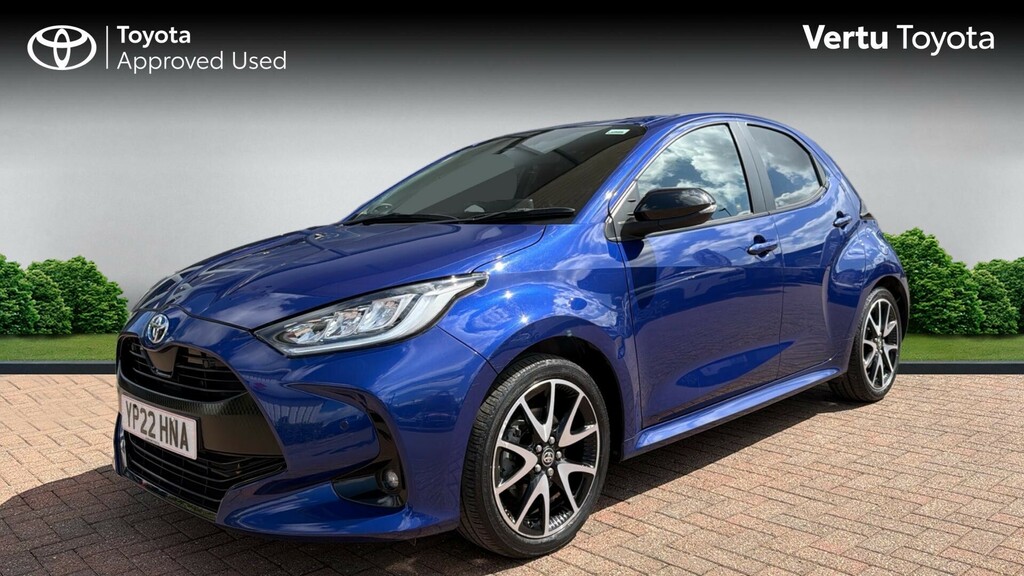 Toyota Yaris Dynamic Blue #3