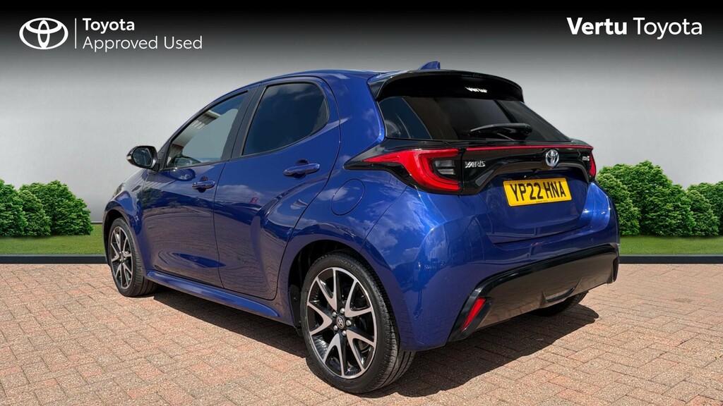 Toyota Yaris Dynamic Blue #4