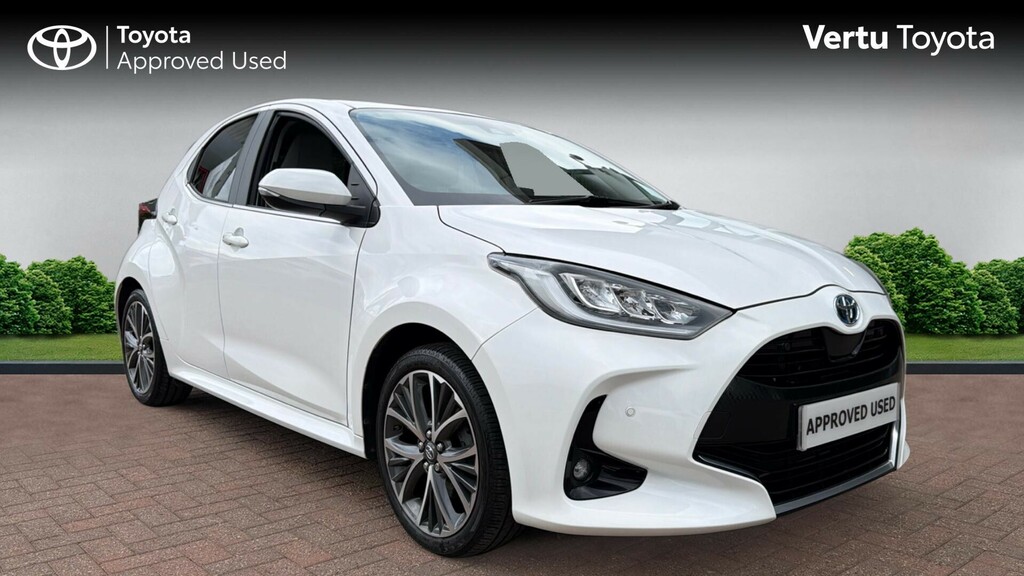 Toyota Yaris Excel White